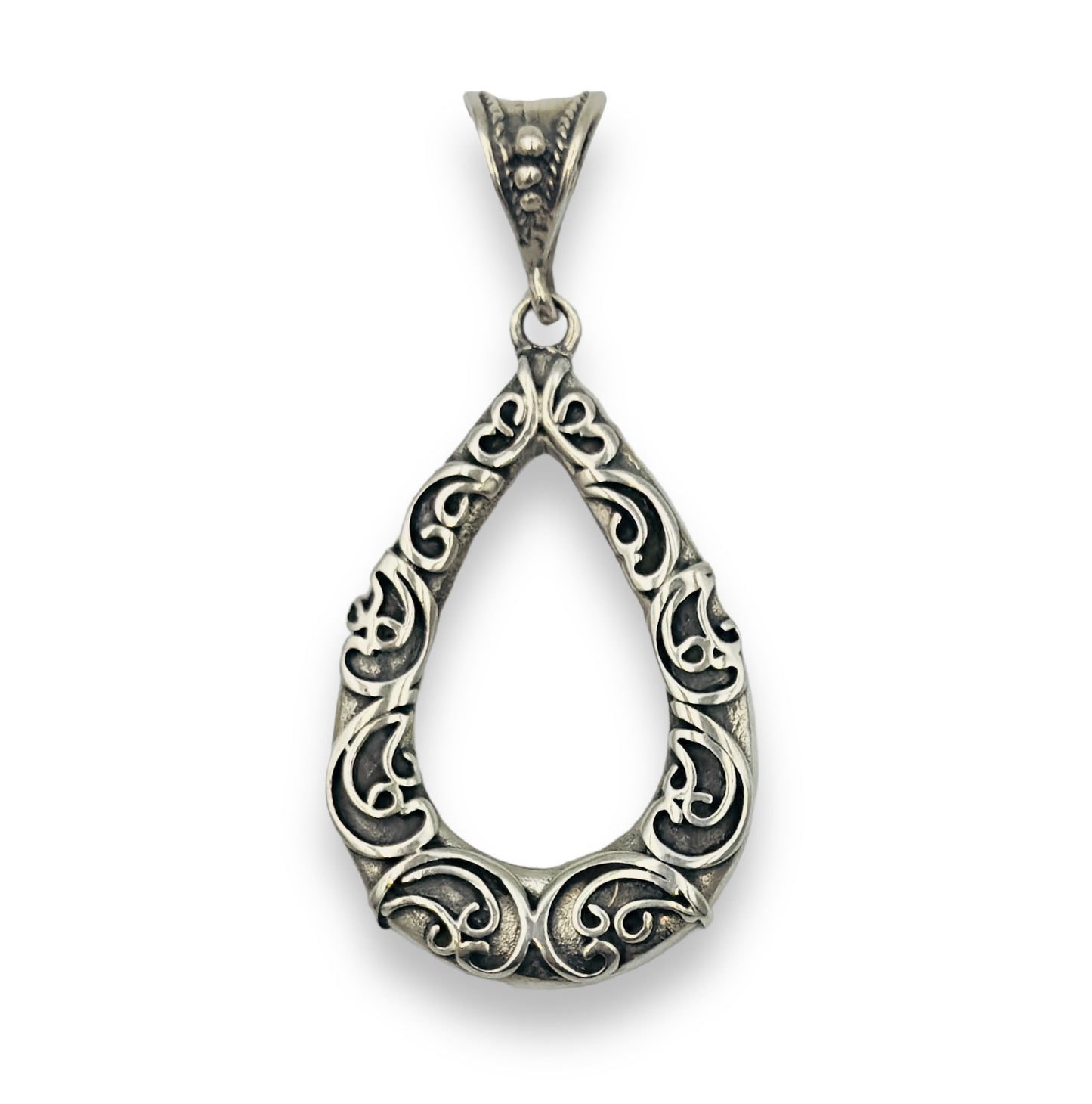 Silver Byzantine style drop-shaped pendant with Patine technique