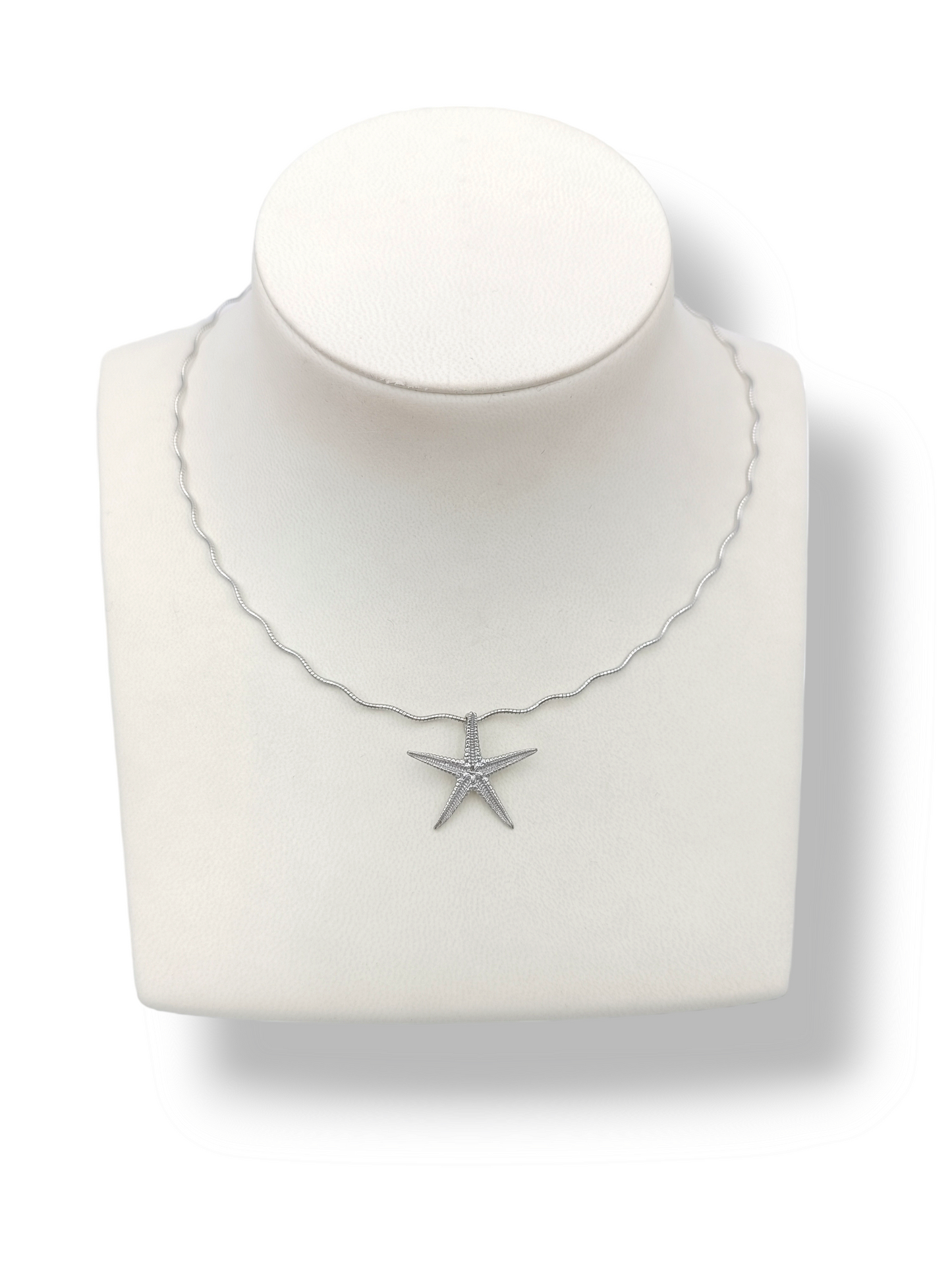 Silver Starfish design necklace