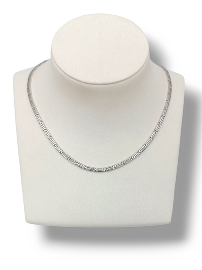 Silver Meander design necklace