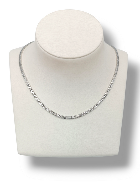 Silver Meander design necklace