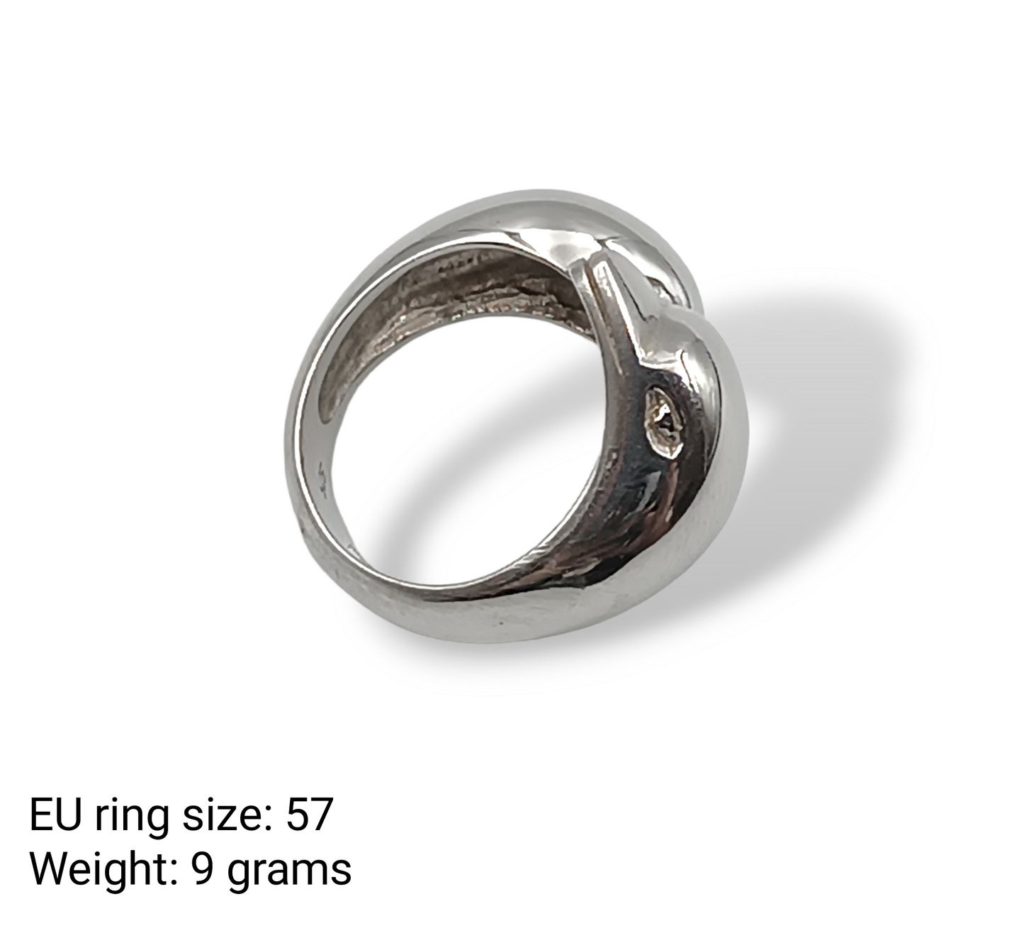 Silver Dolphin design ring