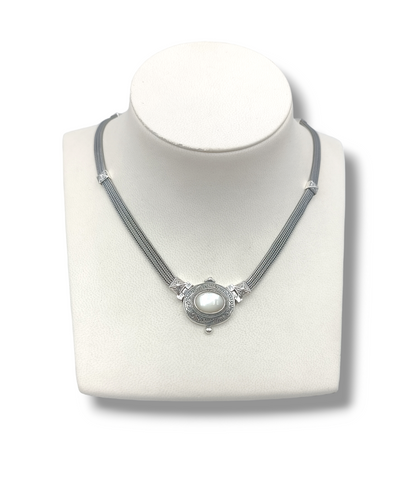 Silver byzantine style necklace with mother of pearl stone