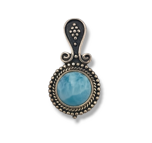 Silver Byzantine style pendant with Larimar stone