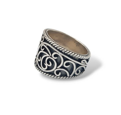 Silver byzantine style ring with Patine technique