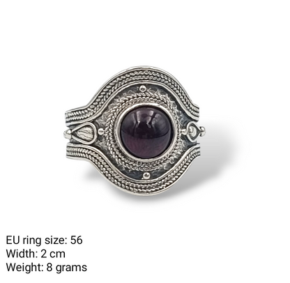 Silver byzantine style ring with Granada stone and Patine technique